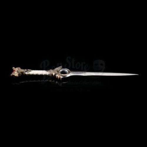 Lot # 51: Garona's Stunt Dagger
