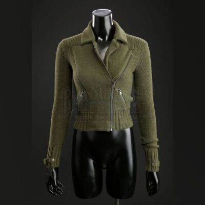 SEASON 1 EPISODE 4: "&Atilde;&hellip;&acirc;&euro;&trade;UF"<br>Beverly Katz's (Hettienne Park) Sweater