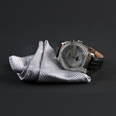 SEASON 1 EPISODE 4: "&Atilde;&hellip;&acirc;&euro;&trade;UF"<br>Hannibal Lecter's (Mads Mikkelsen) Zenith El Primero Watch and Pocket Square
