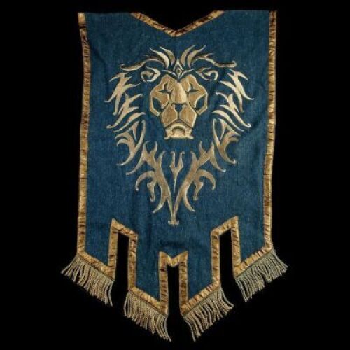 Lot # 121: Medium Lion Head Alliance Banner