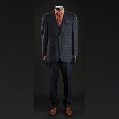 SEASON 1 EPISODE 5: "COQUILLES"<br>Hannibal Lecter's (Mads Mikkelsen) Three-Piece Suit