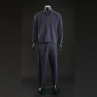 SEASON 1 EPISODE 6: "ENTREE"<br>Jack Crawford's (Laurence Fishburne) Pajamas