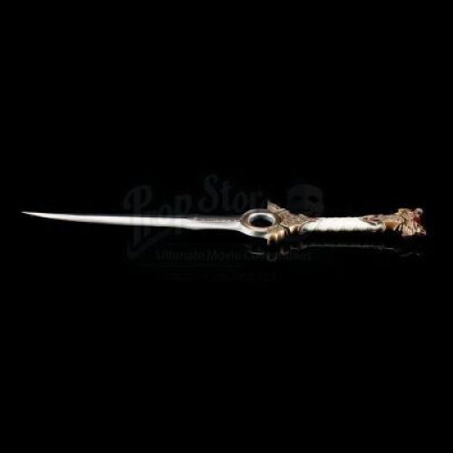 Lot # 139: Garona's Stunt Dagger