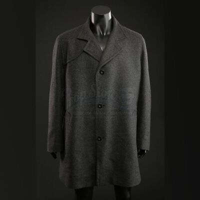 SEASON 1 EPISODE 6: "ENTREE"<br>Jack Crawford's (Laurence Fishburne) Overcoat