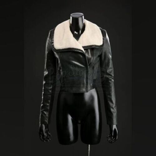 SEASON 1 EPISODE 7: "SORBET"<br>Beverly Katz's (Hettienne Park) Jacket