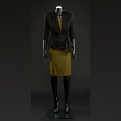 SEASON 1 EPISODE 8: "FROMAGE"<br>Bedelia Du Maurier's (Gillian Anderson) Jacket, Blouse and Skirt