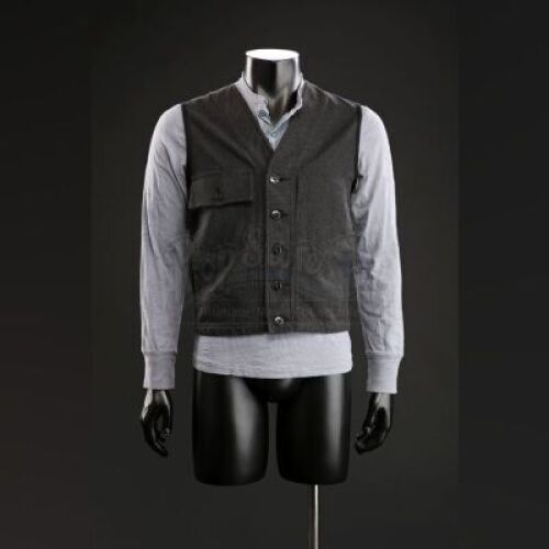 SEASON 1 EPISODE 10: "BUFFET FROID"<br>Will Graham's (Hugh Dancy) Henley and Vest
