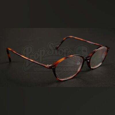 SEASON 1<br>Will Graham's (Hugh Dancy) Eyeglasses