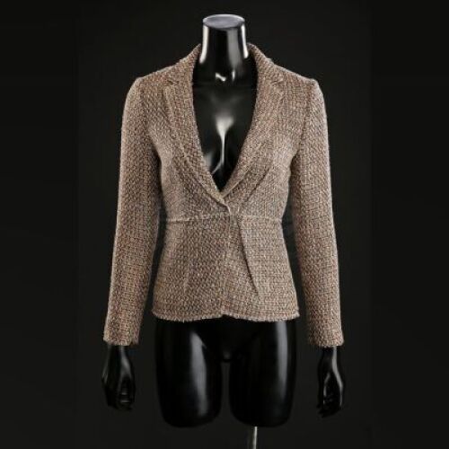 SEASON 1 EPISODE 12: "RELEVES"<br>Bedelia Du Maurier's (Gillian Anderson) Blazer
