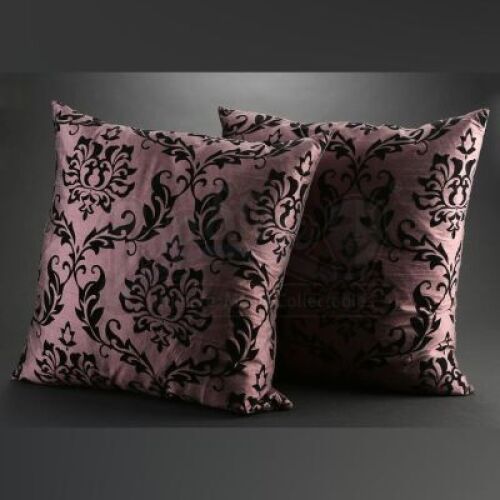SEASON 1<br>Hannibal Lecter's (Mads Mikkelsen) Waiting Room Pillows
