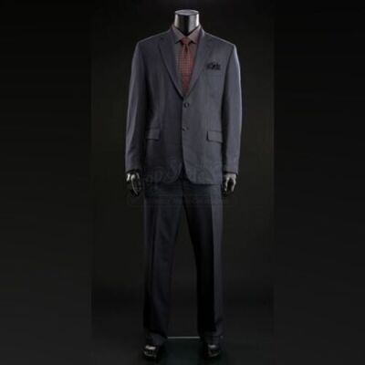 SEASON 1 EPISODE 13: "SAVOUREUX"<br>Jack Crawford's (Laurence Fishburne) Two-Piece Suit