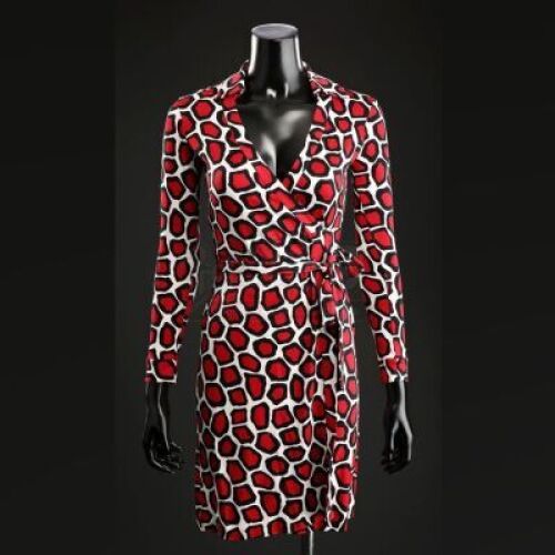 SEASON 1 EPISODE 13: "SAVOUREUX"<br>Alana Bloom's (Caroline Dhavernas) Giraffe Spot Wrap Dress