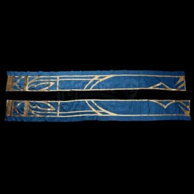 Lot # 461: Two Unused Stormwind Castle Throne Banners