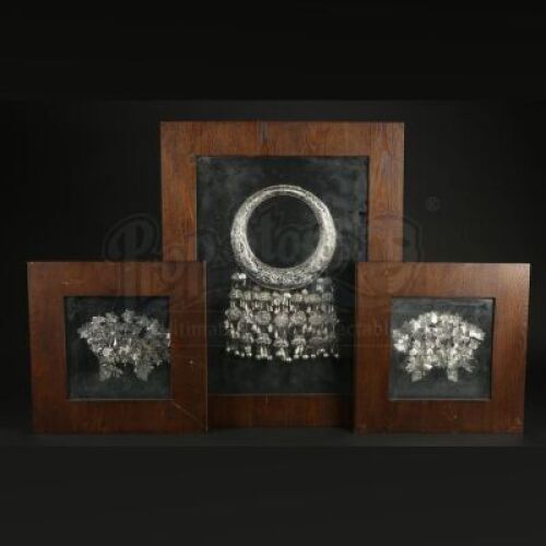 SEASONS 1-3<br>Hannibal Lecter's (Mads Mikkelsen) Framed Metal Artwork Set