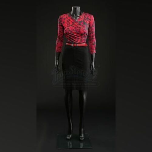 SEASON 2 EPISODE 1: "KAISEKI"<br>Alana Bloom's (Caroline Dhavernas) Blouse and Skirt