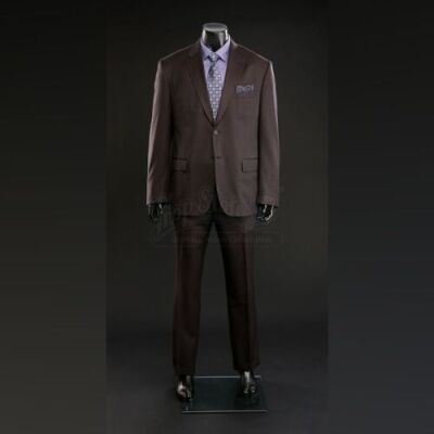 SEASON 2 EPISODE 1: "KAISEKI"<br>Jack Crawford's (Laurence Fishburne) Two-Piece Suit