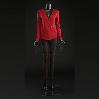 SEASON 2 EPISODE 1: "KAISEKI"<br>Alana Bloom's (Caroline Dhavernas) Blouse, Slacks, and Earrings