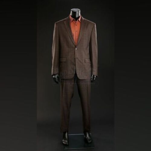 SEASON 2 EPISODE 3: "HASSUN"<br>Jack Crawford's (Laurence Fishburne) Two-Piece Suit