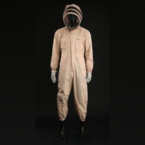 SEASON 2 EPISODE 4: "TAKIAWASE"<br>Jimmy Price's (Scott Thompson) Beekeeper Suit
