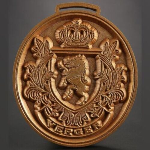 SEASONS 2 AND 3<br>Verger Family Crest