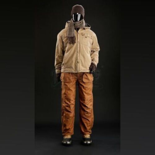 SEASON 2 EPISODE 8: "SU-ZAKANA"<br>Will Graham's (Hugh Dancy) Ice Fishing Outfit