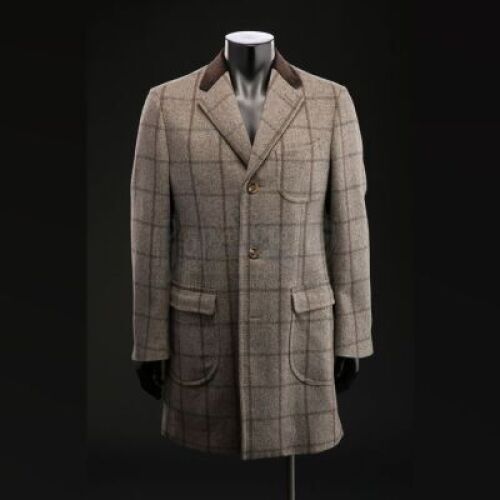 SEASON 2 EPISODE 8: "SU-ZAKANA"<br>Hannibal Lecter's (Mads Mikkelsen) Grey Windowpane Overcoat