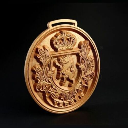 SEASONS 2 AND 3<br>Verger Family Crest
