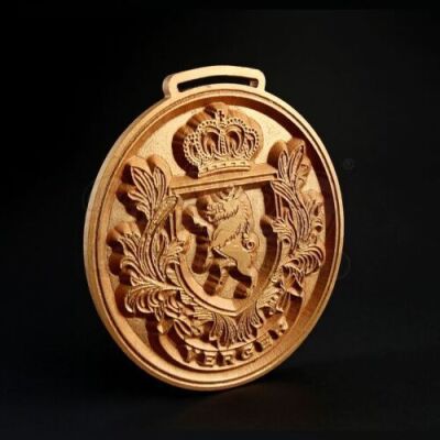 SEASONS 2 AND 3<br>Verger Family Crest