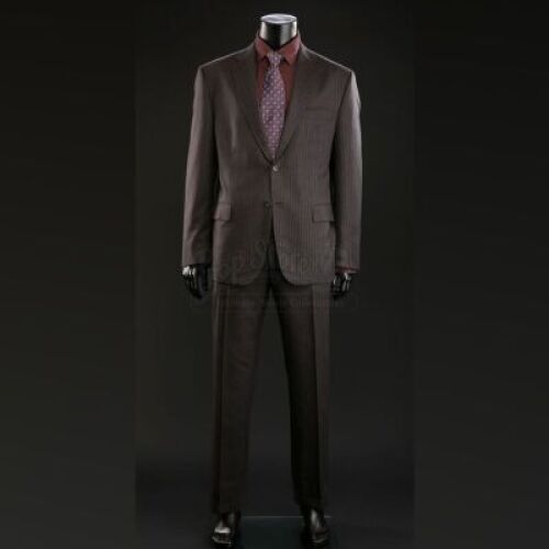 SEASON 2 EPISODE 12: "TOME-WAN"<br>Jack Crawford's (Laurence Fishburne) Two-Piece Suit