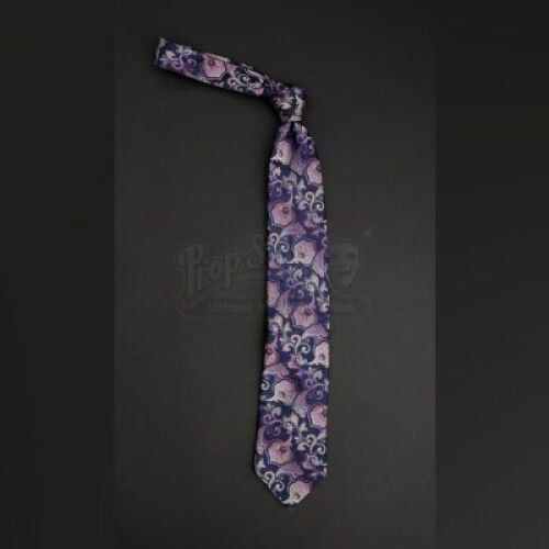 SEASON 2 EPISODE 13: "MIZUMONO"<br>Hannibal Lecter's (Mads Mikkelsen) Purple Tie