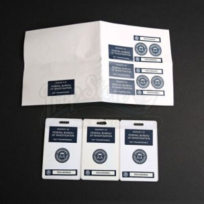 SEASON 2 EPISODE 13: "MIZUMONO"<br>Jack Crawford's (Laurence Fishburne) Key Cards
