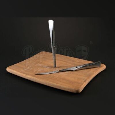 SEASON 2<br>Hannibal Lecter's (Mads Mikkelsen) SFX Cutting Board and Knife