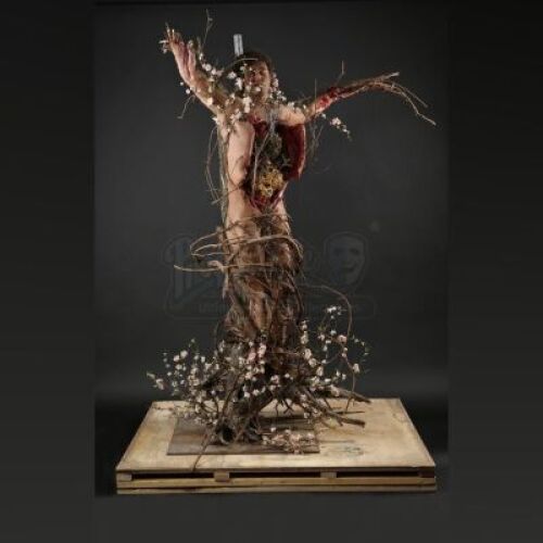 SEASON 2 EPISODE 6: "FUTAMONO"<br>Full Size Sheldon Isley Tree Tableau