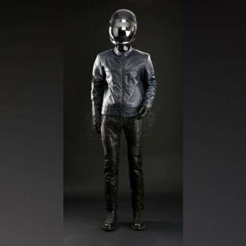 SEASON 3 EPISODE 1: "ANTIPASTO"<br>Hannibal Lecter's (Mads Mikkelsen) Motorcycle Outfit