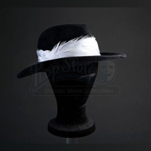 SEASON 3 EPISODE 1: "ANTIPASTO"<br>Bedelia Du Maurier (Gillian Anderson) Hat