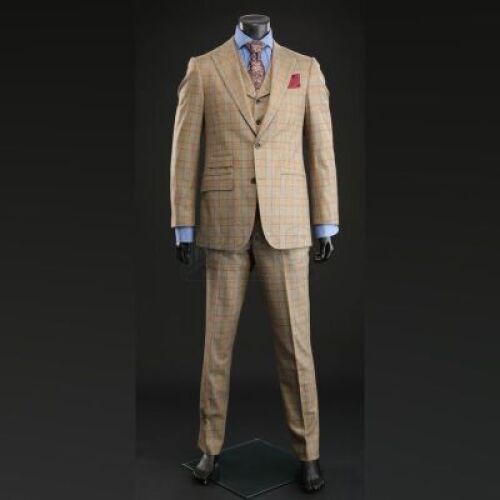 SEASON 3 EPISODE 1: "ANTIPASTO"<br>Hannibal Lecter's (Mads Mikkelsen) Beige Three-Piece Suit