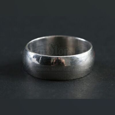 SEASON 3<br>Hannibal Lecter's (Mads Mikkelsen) Wedding Band