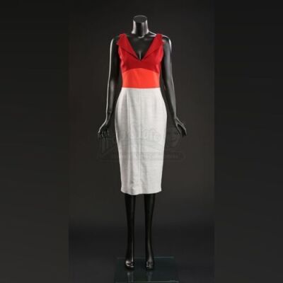 SEASON 3 EPISODE 1: "ANTIPASTO"<br>Bedelia Du Maurier's (Gillian Anderson) Dress
