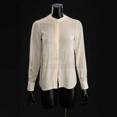 SEASON 3 EPISODE 1: "ANTIPASTO"<br>Bedelia Du Maurier's (Gillian Anderson) Bloody Shirt