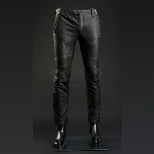 SEASON 3 EPISODE 1: "ANTIPASTO"<br>Hannibal Lecter's (Mads Mikkelsen) Motorcycle Pants