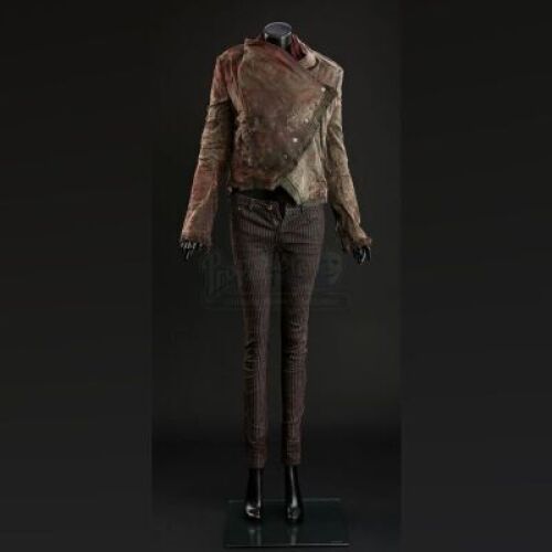 SEASON 3 EPISODE 2: "PRIMAVERA"<br>Abigail Hobbs' (Kacey Rohl) Bloody Jacket with Shirt and Pants