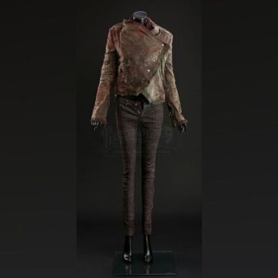 SEASON 3 EPISODE 2: "PRIMAVERA"<br>Abigail Hobbs' (Kacey Rohl) Bloody Jacket with Shirt and Pants