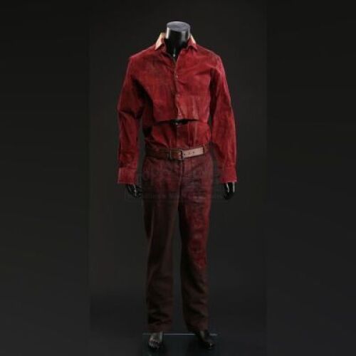 SEASON 3 EPISODE 2: "PRIMAVERA"<br>Will Graham's (Hugh Dancy) Bloody Shirt and Pants