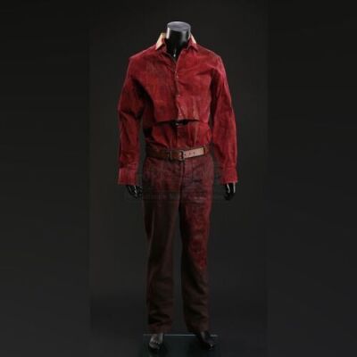 SEASON 3 EPISODE 2: "PRIMAVERA"<br>Will Graham's (Hugh Dancy) Bloody Shirt and Pants