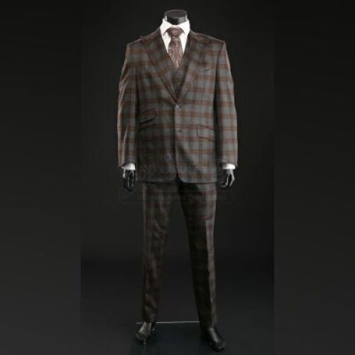 SEASON 3 EPISODE 2: "PRIMAVERA"<br>Hannibal Lecter's (Mads Mikkelsen) Brown and Grey Three-Piece Suit