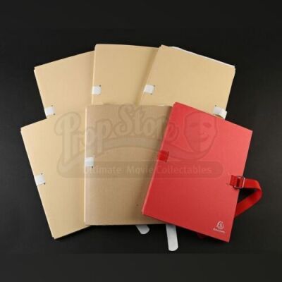 SEASON 3<br>Italian Police Folders