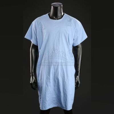 SEASON 3 EPISODE 4: "APERITIVO"<br>Jack Crawford's (Laurence Fishburne) Hospital Gown