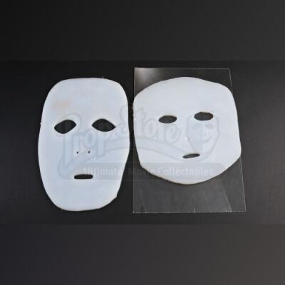 SEASON 3 EPISODE 4: "APERITIVO"<br>Mason Verger's (Joe Anderson) Face Warming Masks