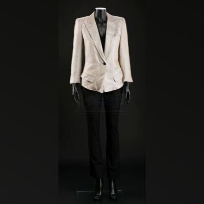 SEASON 3 EPISODE 5: "CONTORNO"<br>Alana Bloom's (Caroline Dhavernas) Jacket, Blouse, and Slacks