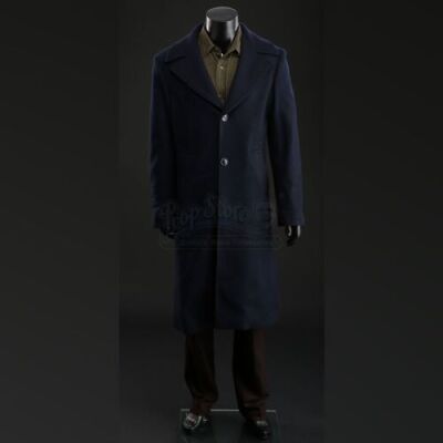 SEASON 3 EPISODE 5: "CONTORNO"<br>Will Graham's (Hugh Dancy) Shirt, Pants, and Overcoat